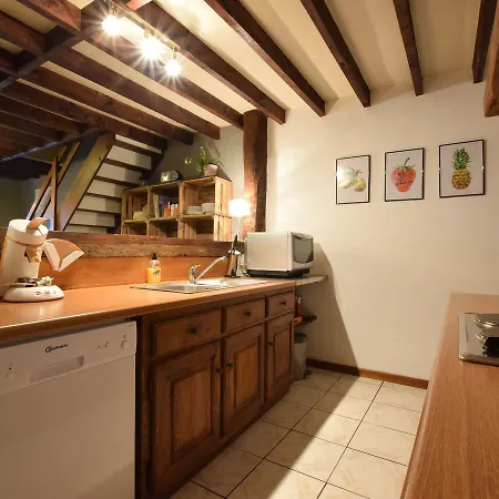 Charming And Classic Farmhouse In Roy, A Drive Away From Luxembourg Marche-en-Famenne